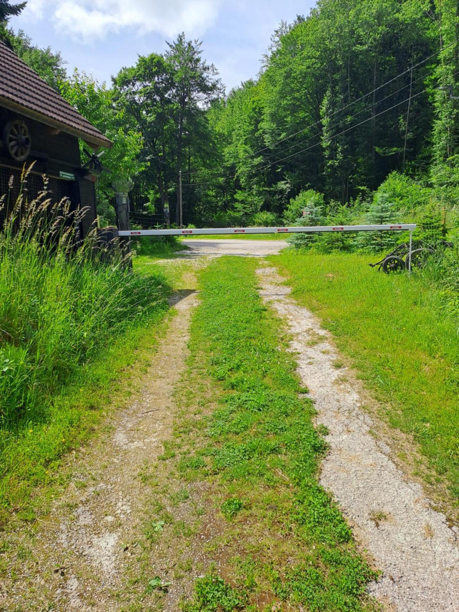 Das Altsteirische Landhaus - La Maison De Pronegg - Feriendomizil Im Biosphaerenpark Wienerwald Pressbaum Luaran gambar